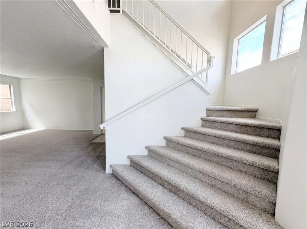 9328 Chilly Pond, Las Vegas, NV 89129