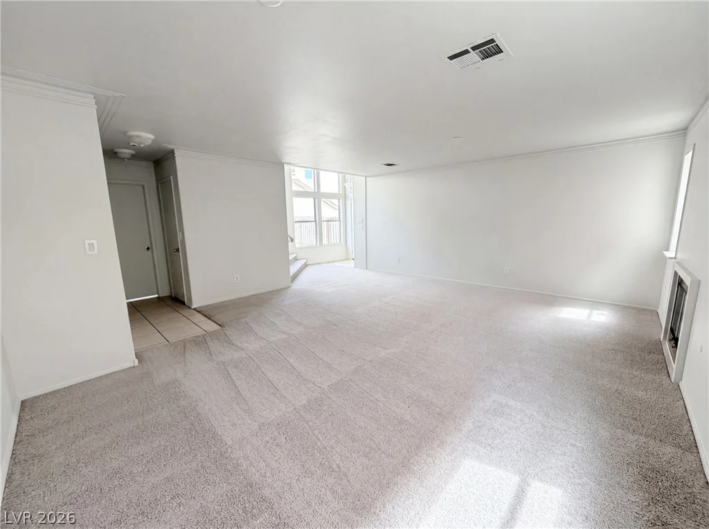 9328 Chilly Pond, Las Vegas, NV 89129
