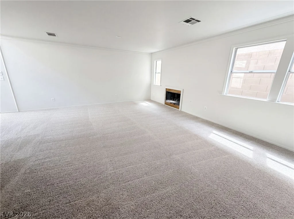 9328 Chilly Pond, Las Vegas, NV 89129