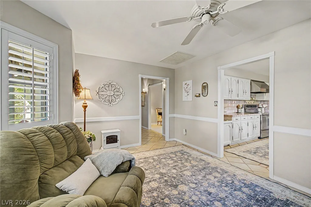 8540 Washburn, Las Vegas, NV 89149