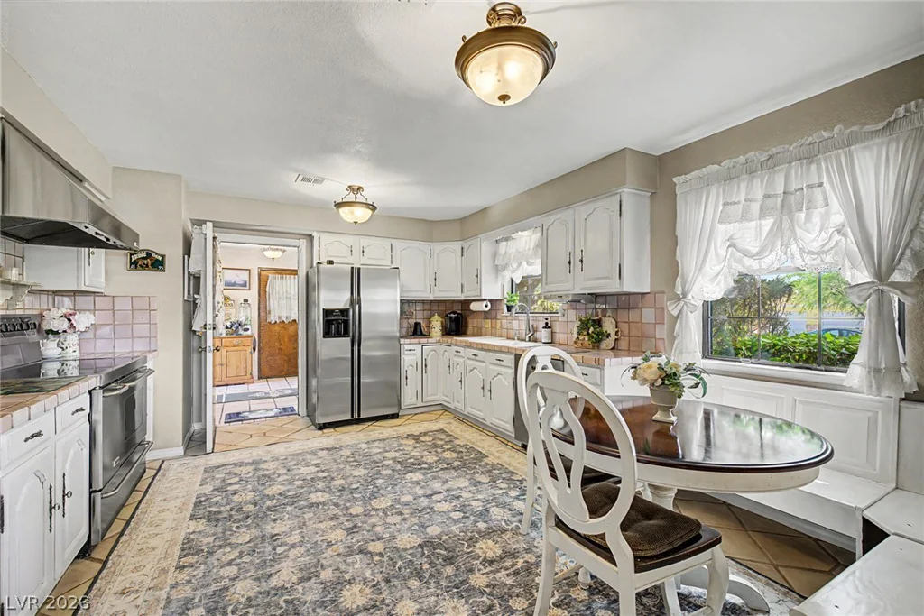8540 Washburn, Las Vegas, NV 89149