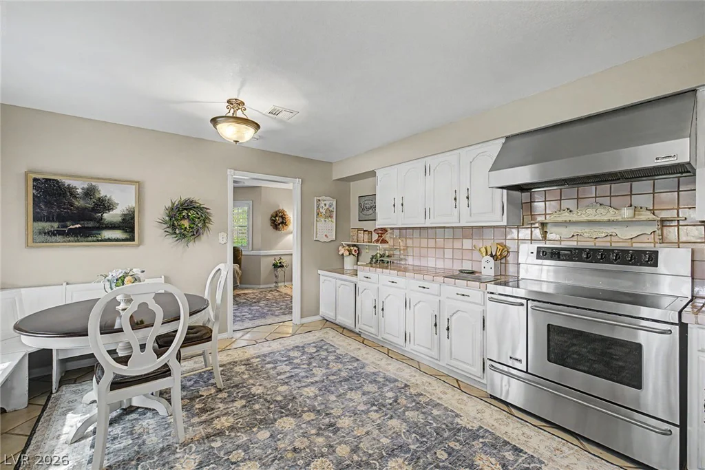 8540 Washburn, Las Vegas, NV 89149