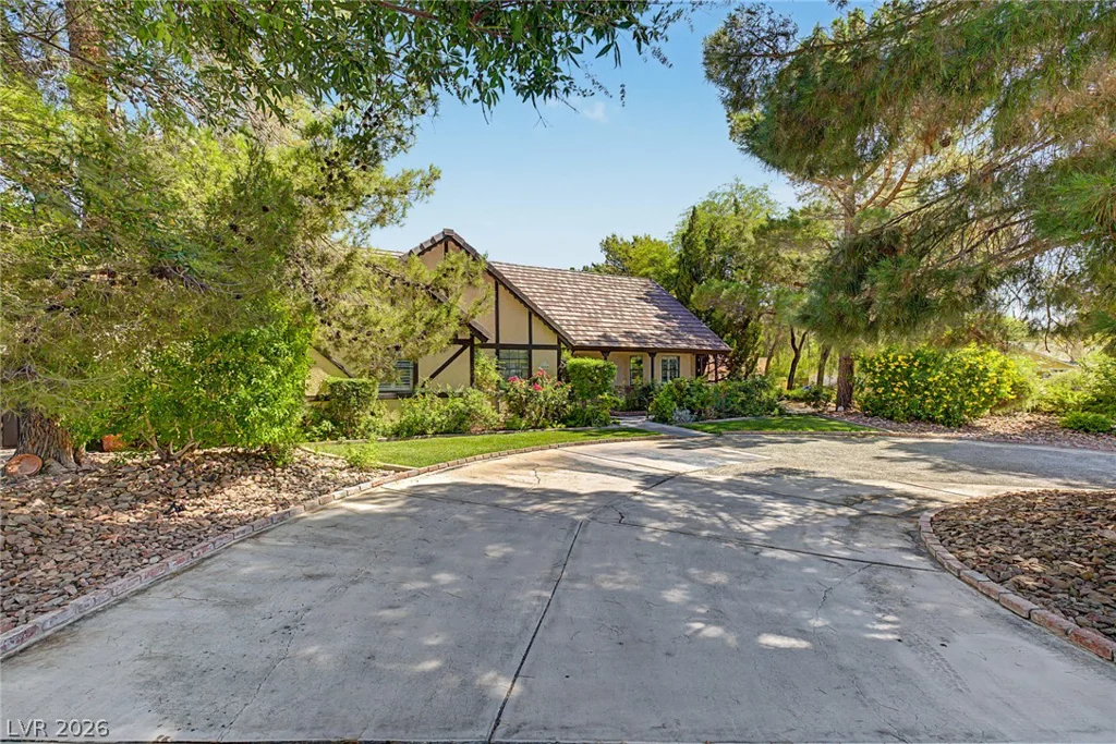 8540 Washburn, Las Vegas, NV 89149