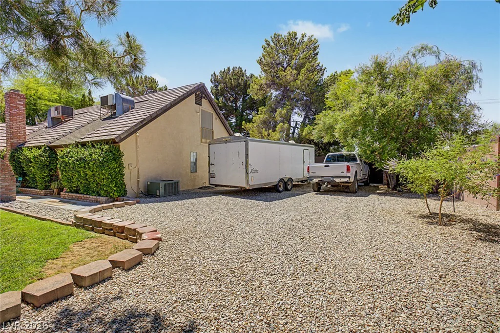 8540 Washburn, Las Vegas, NV 89149