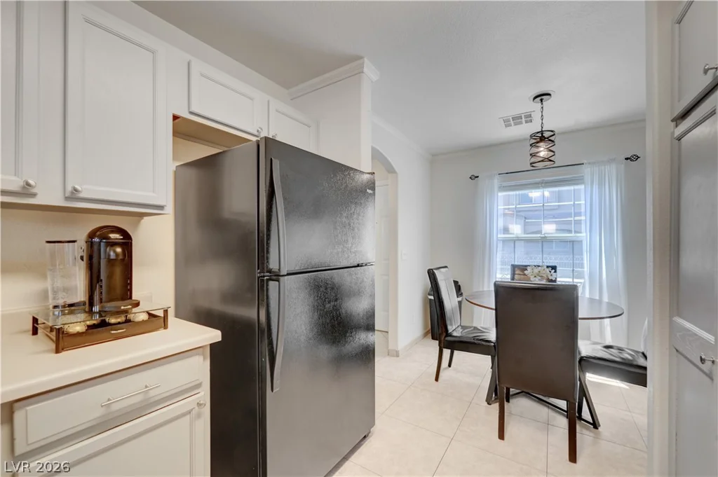 10374 Midnight Iris, Las Vegas, NV 89183