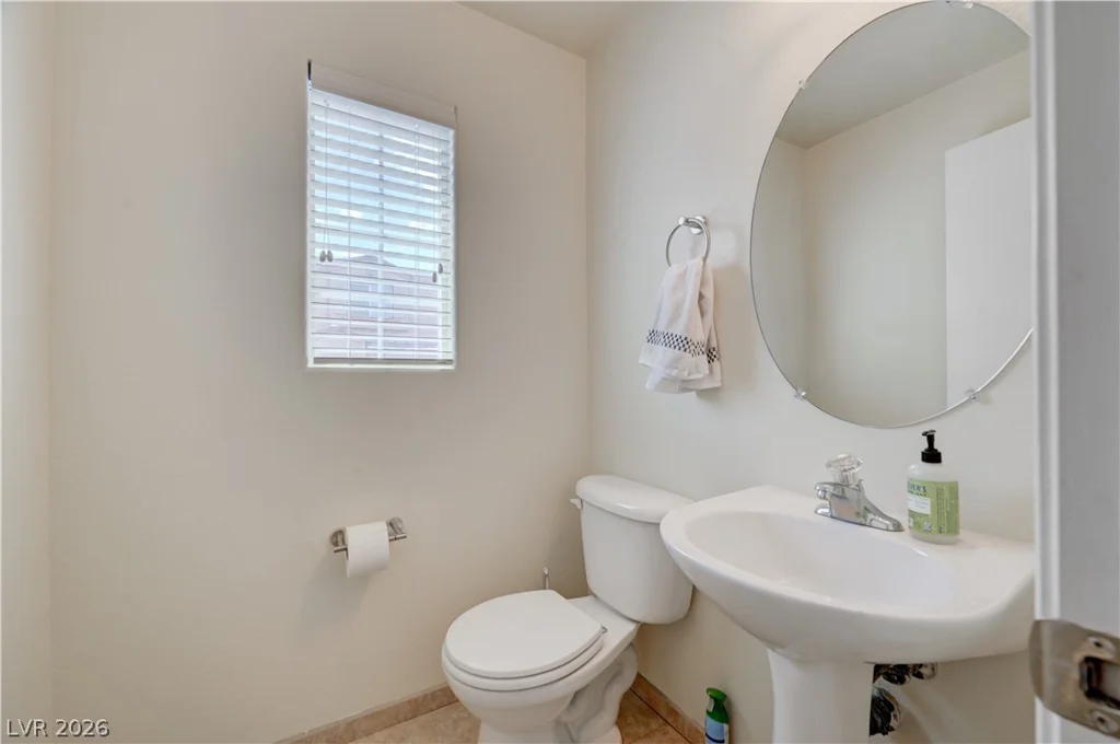 10374 Midnight Iris, Las Vegas, NV 89183
