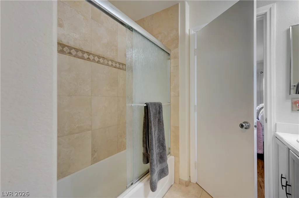 10374 Midnight Iris, Las Vegas, NV 89183