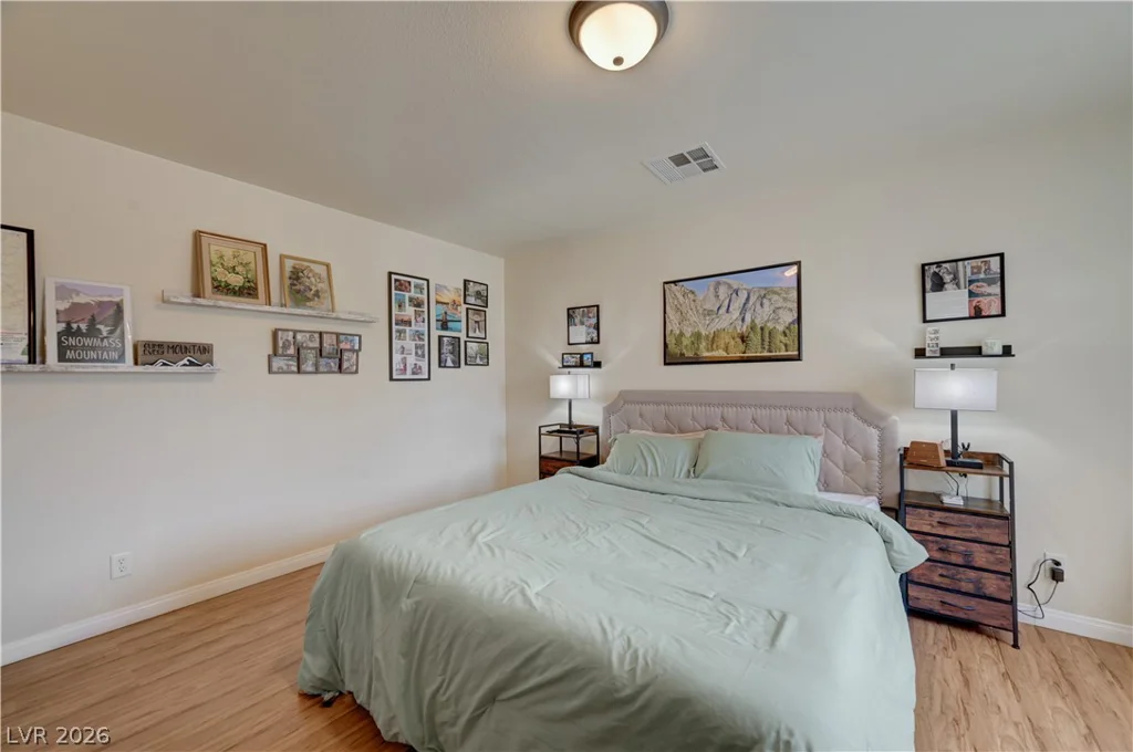 10374 Midnight Iris, Las Vegas, NV 89183