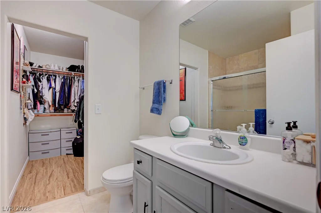 10374 Midnight Iris, Las Vegas, NV 89183
