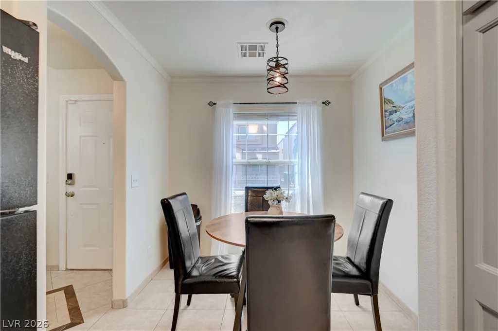 10374 Midnight Iris, Las Vegas, NV 89183