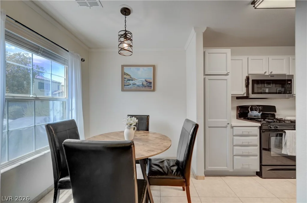 10374 Midnight Iris, Las Vegas, NV 89183