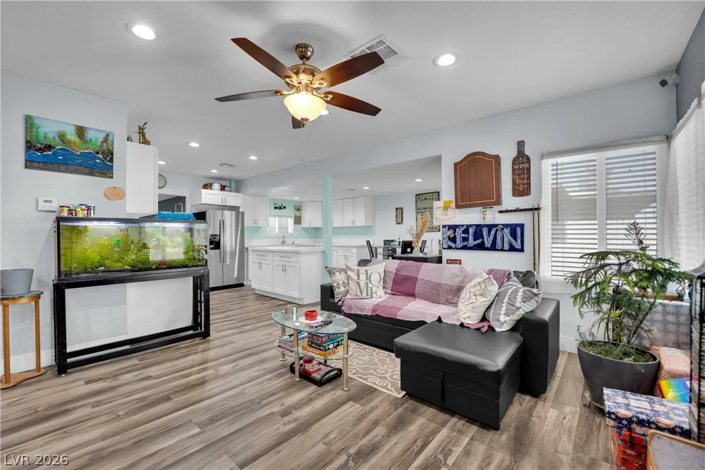 18 New Mexico, Henderson, NV 89015