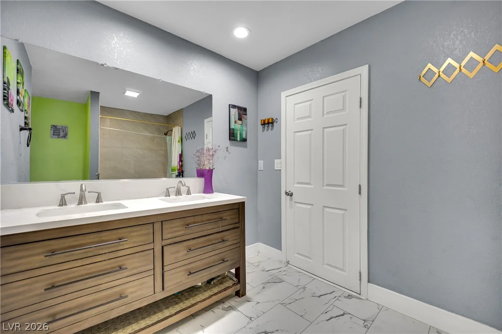 18 New Mexico, Henderson, NV 89015