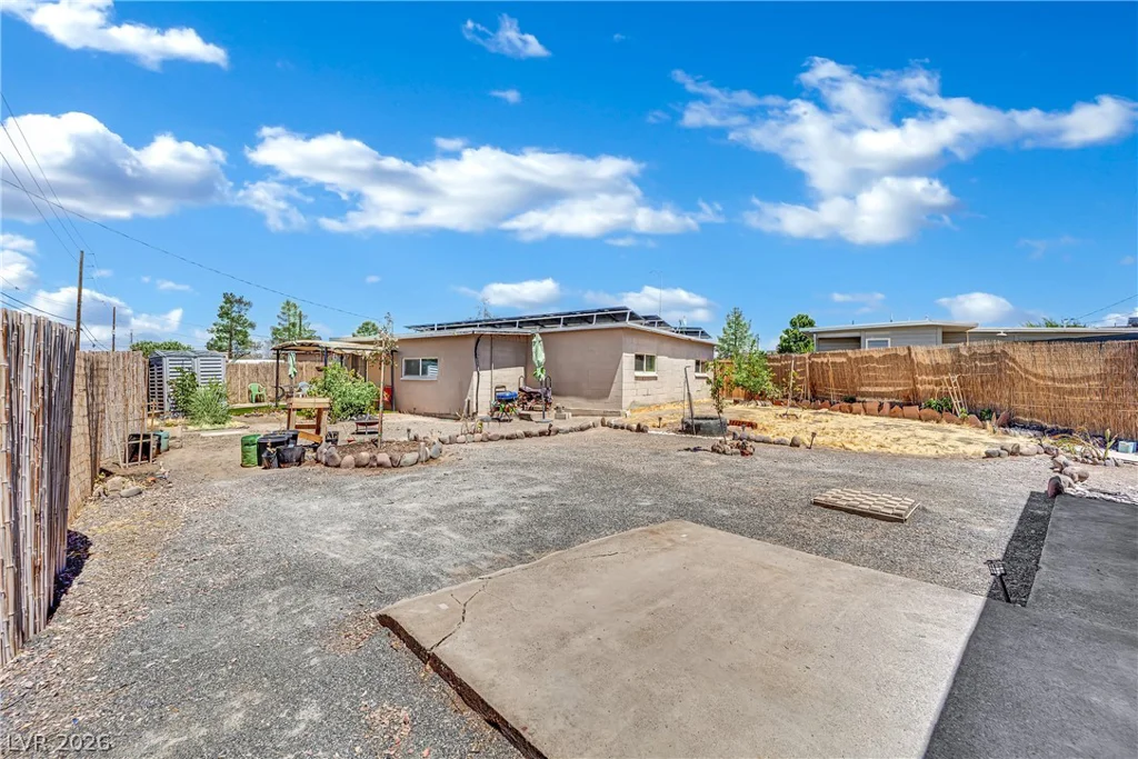 18 New Mexico, Henderson, NV 89015