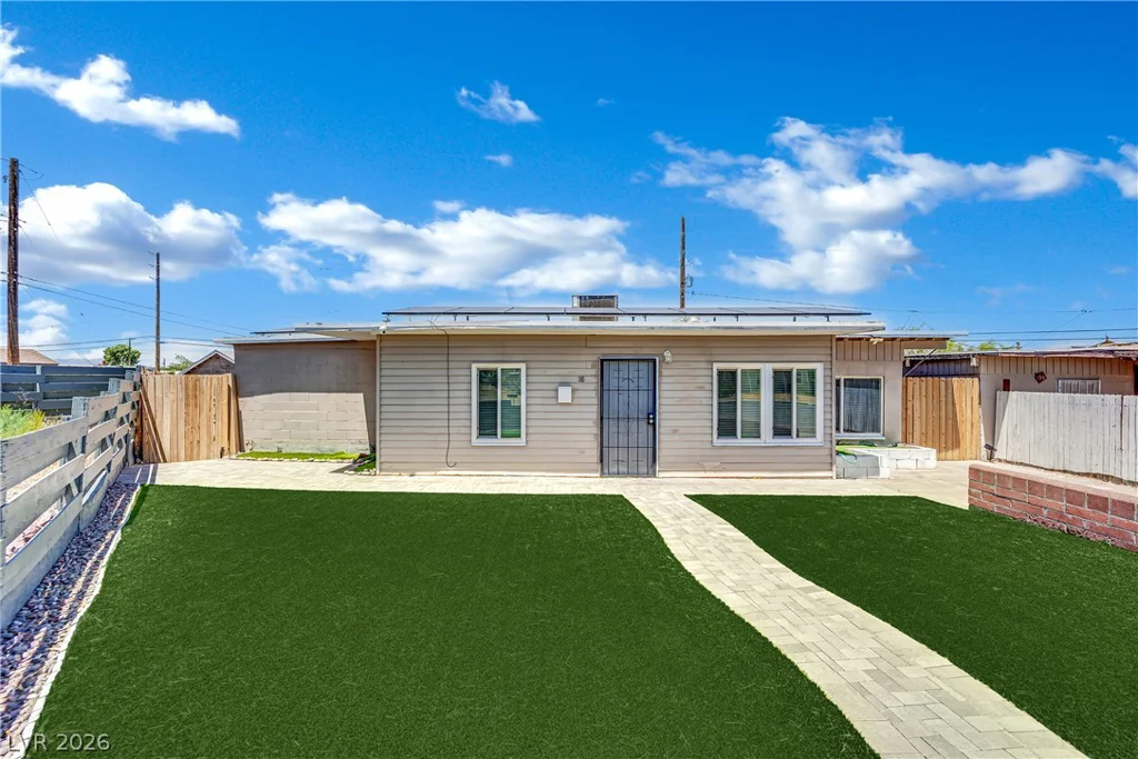 18 New Mexico, Henderson, NV 89015