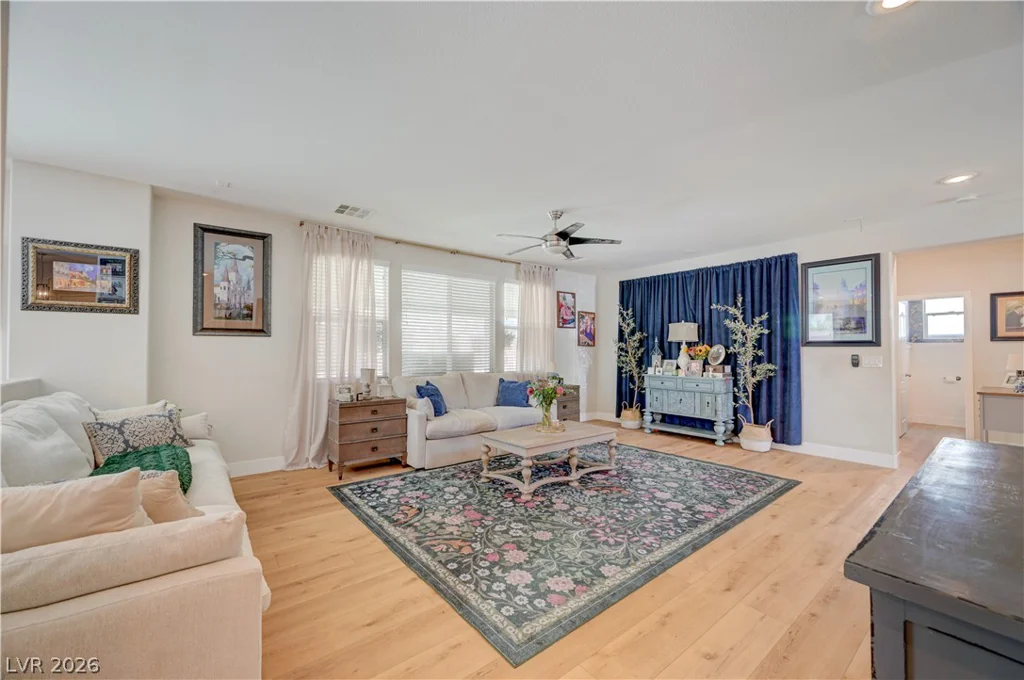 5822 Toofer Winds, Las Vegas, NV 89131
