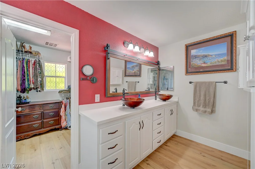 5822 Toofer Winds, Las Vegas, NV 89131