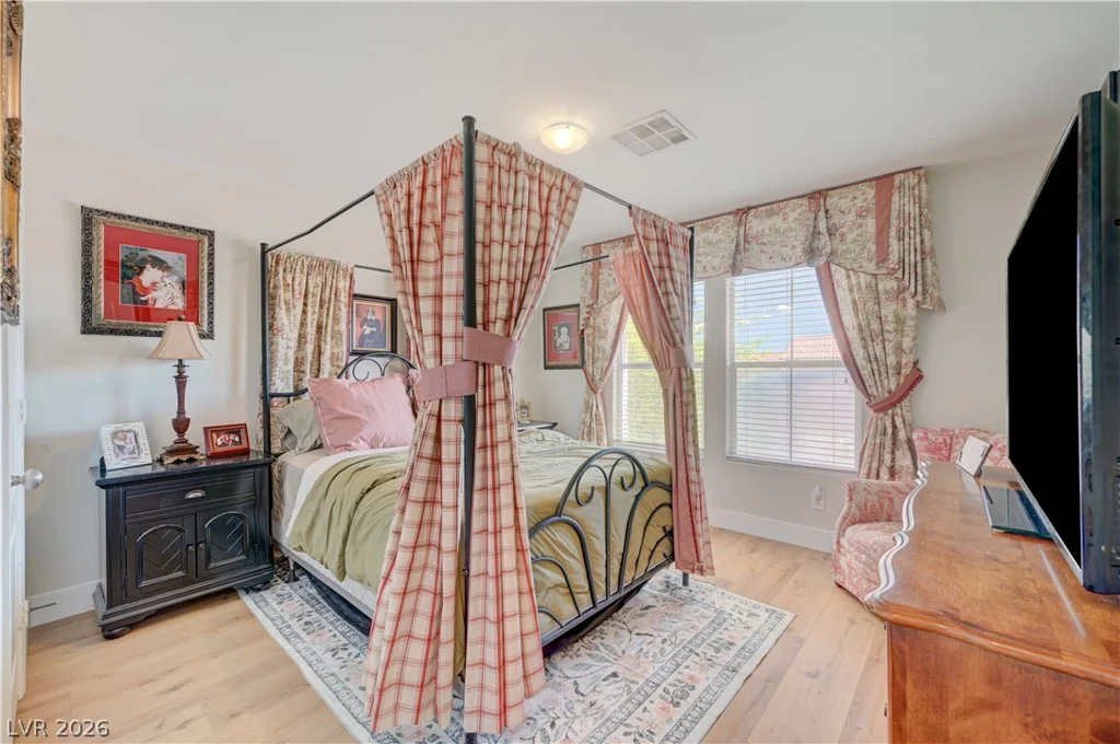 5822 Toofer Winds, Las Vegas, NV 89131