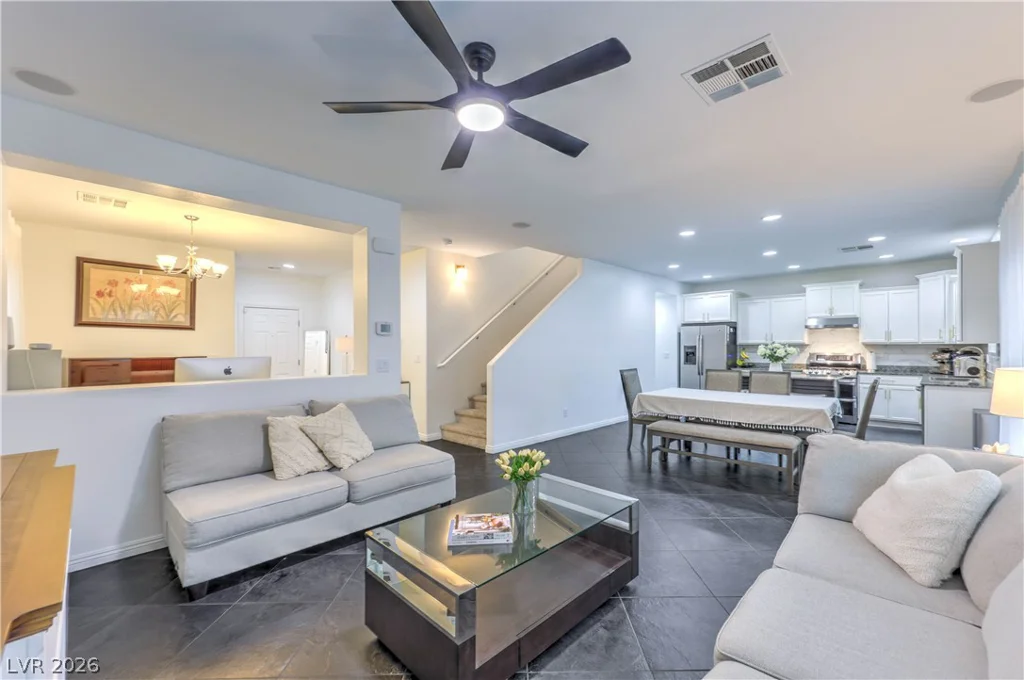 8095 Mosaic Sunrise, Las Vegas, NV 89166