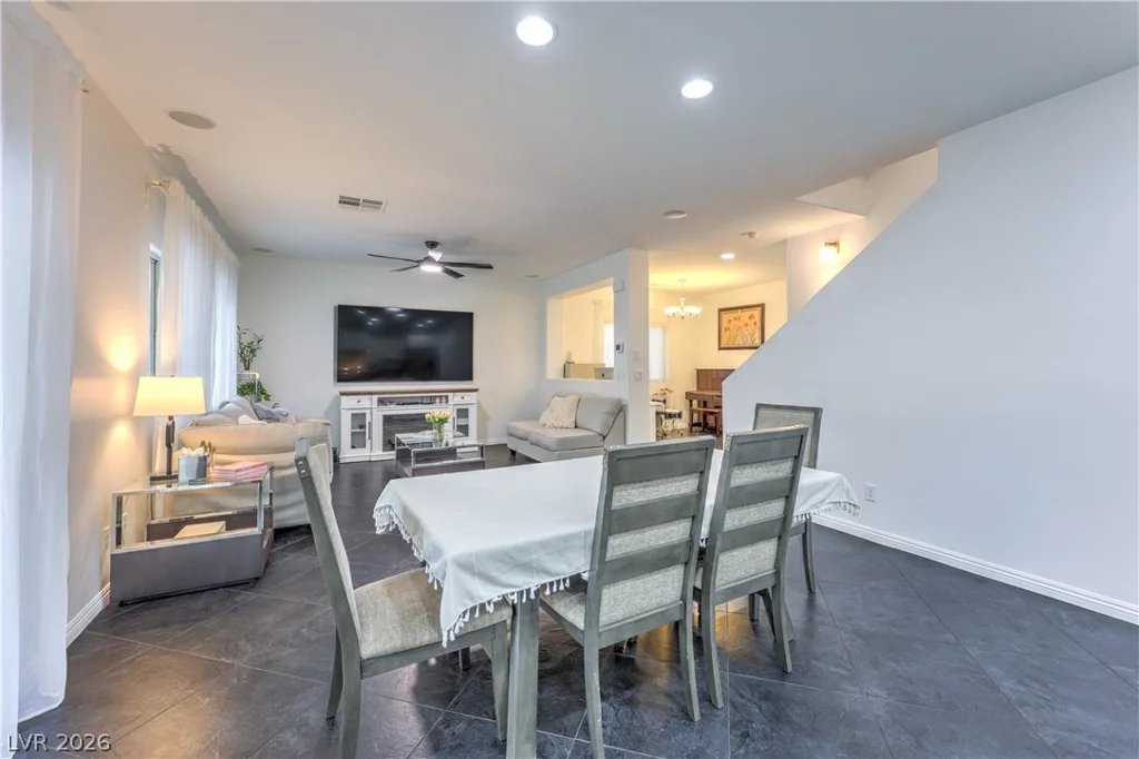 8095 Mosaic Sunrise, Las Vegas, NV 89166