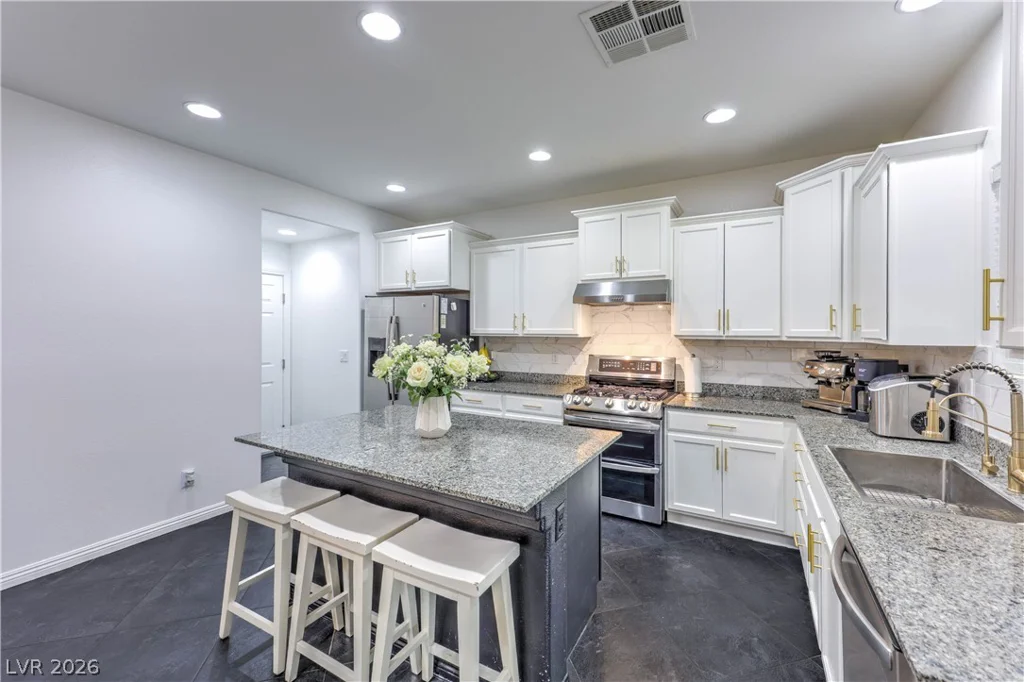 8095 Mosaic Sunrise, Las Vegas, NV 89166