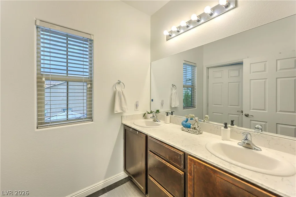 8095 Mosaic Sunrise, Las Vegas, NV 89166