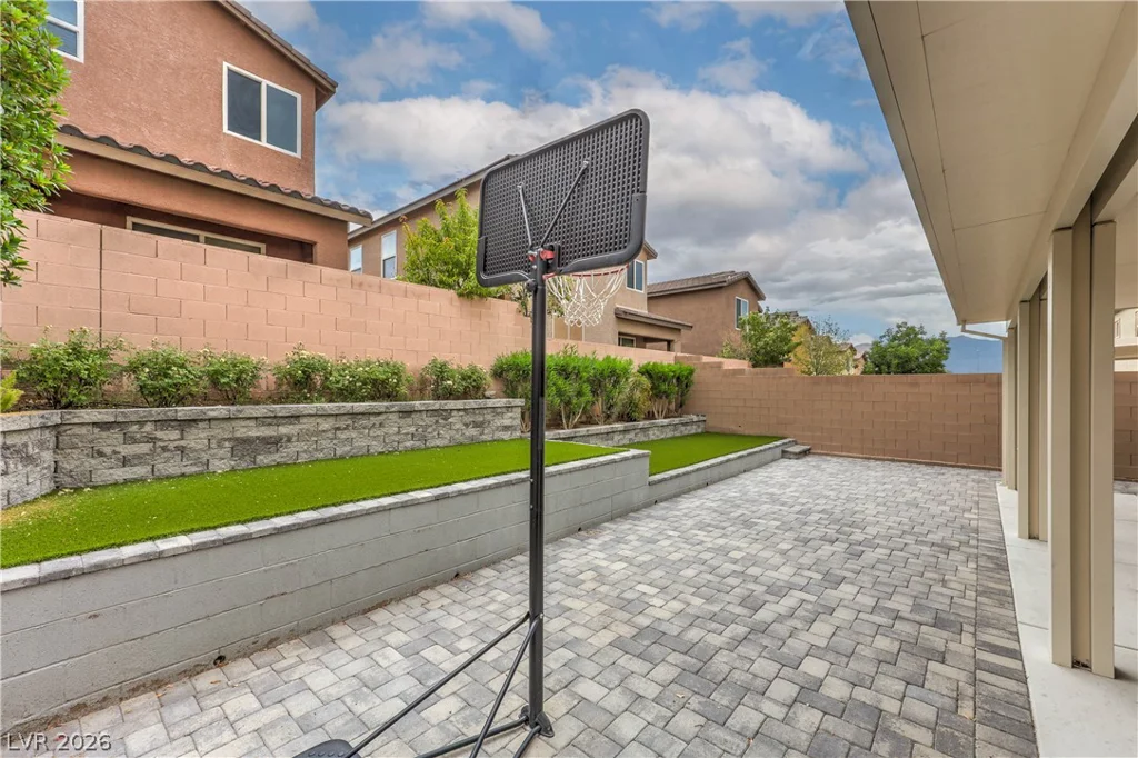 8095 Mosaic Sunrise, Las Vegas, NV 89166