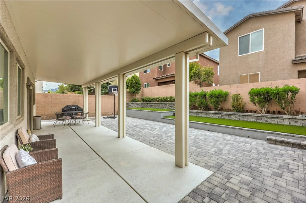 8095 Mosaic Sunrise, Las Vegas, NV 89166