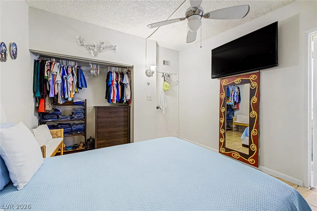 4345 Parkdale, Las Vegas, NV 89121