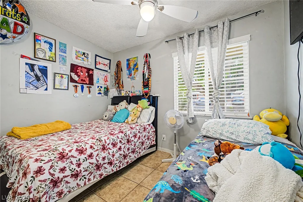 4345 Parkdale, Las Vegas, NV 89121