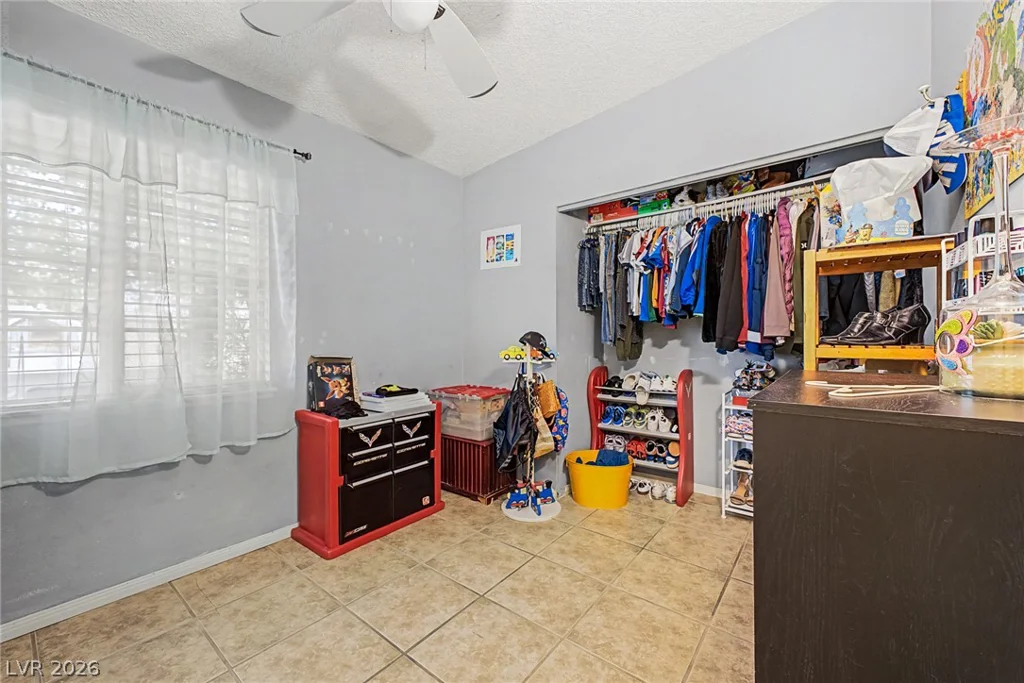 4345 Parkdale, Las Vegas, NV 89121