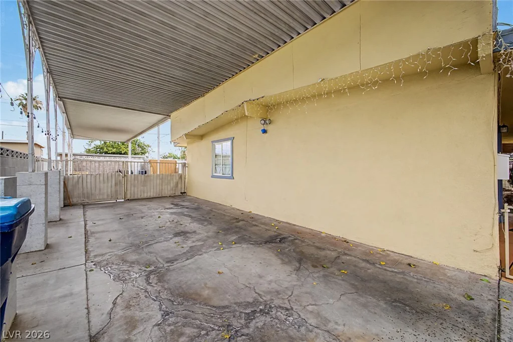 4345 Parkdale, Las Vegas, NV 89121