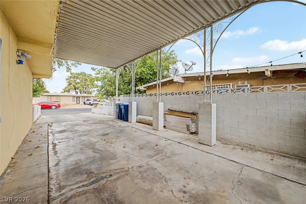4345 Parkdale, Las Vegas, NV 89121
