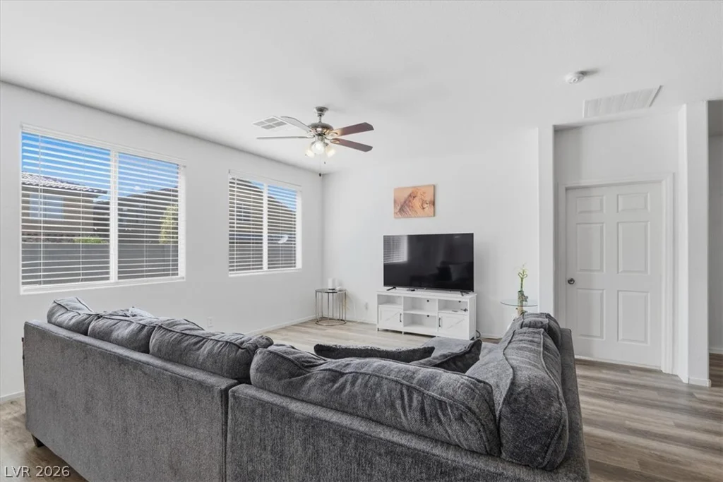 2571 Early Sky, Las Vegas, NV 89142