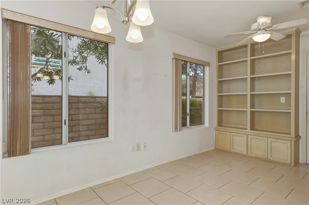 10033 Hope Island, Las Vegas, NV 89134
