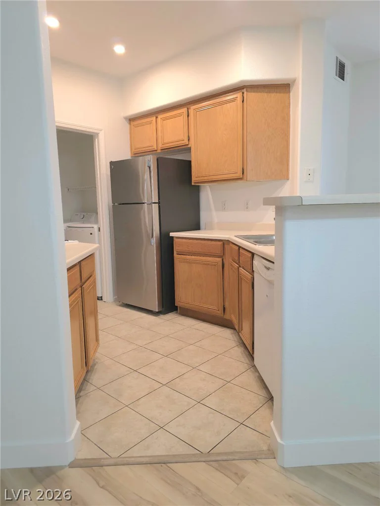 7135 Durango, Las Vegas, NV 89113