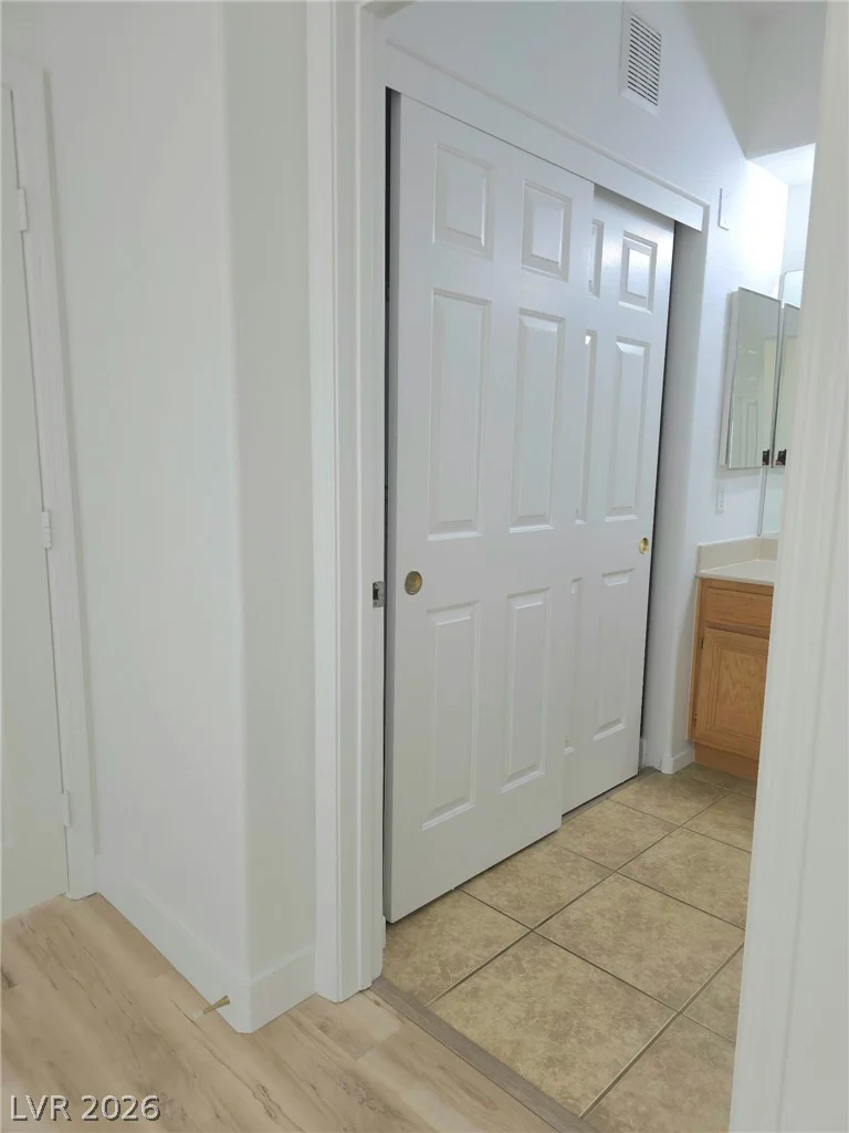 7135 Durango, Las Vegas, NV 89113