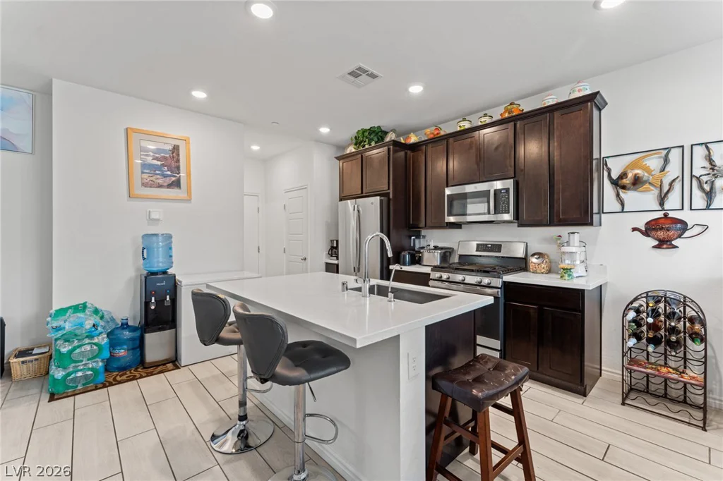 8879 Roadrunner Ravine, Las Vegas, NV 89166