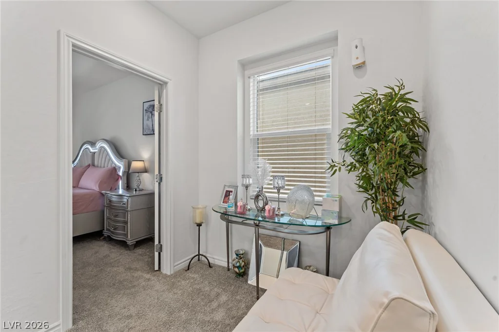 8879 Roadrunner Ravine, Las Vegas, NV 89166