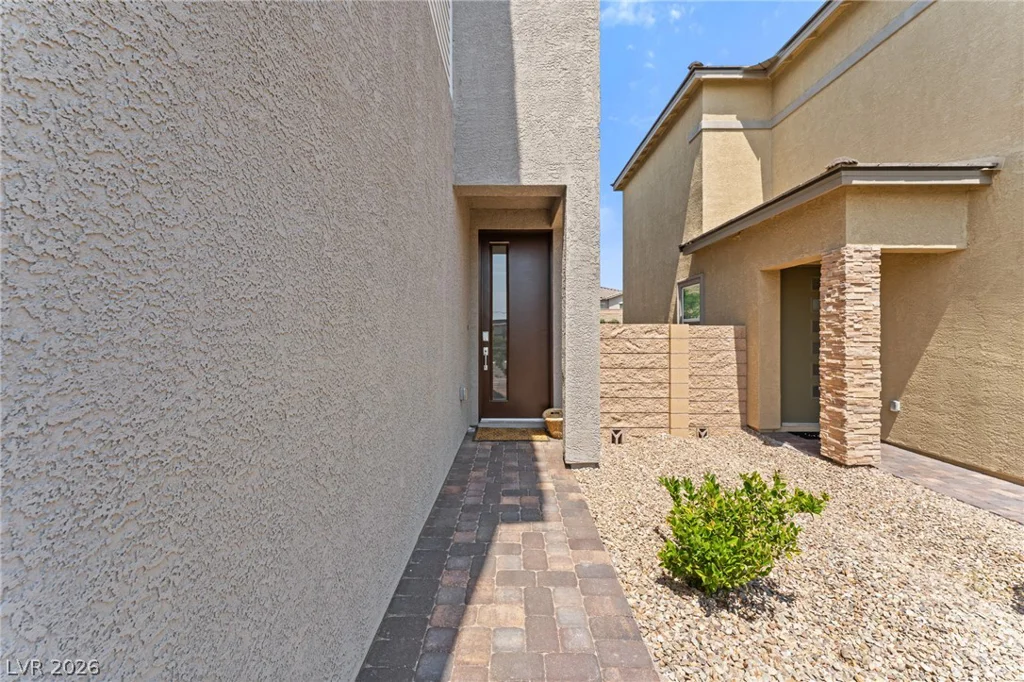 8879 Roadrunner Ravine, Las Vegas, NV 89166
