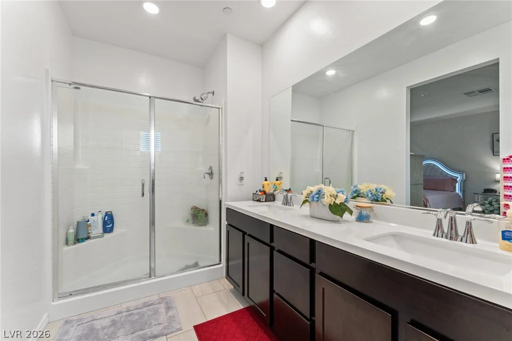 8879 Roadrunner Ravine, Las Vegas, NV 89166