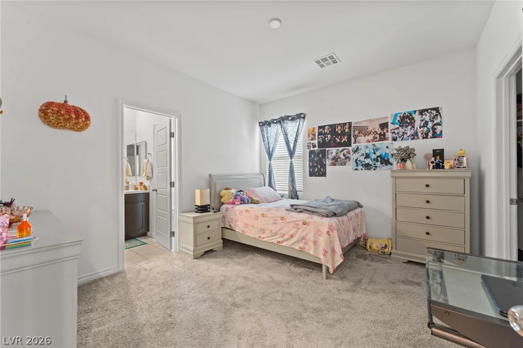 8879 Roadrunner Ravine, Las Vegas, NV 89166