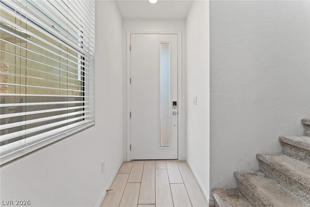 8879 Roadrunner Ravine, Las Vegas, NV 89166