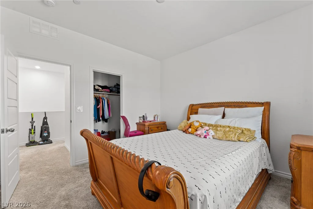 8879 Roadrunner Ravine, Las Vegas, NV 89166