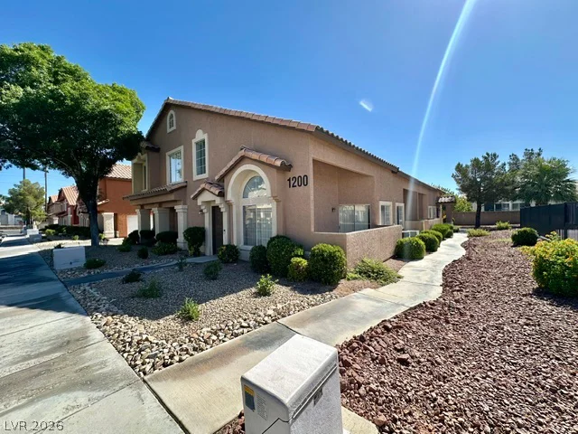 1200 Emerywood, Las Vegas, NV 89117