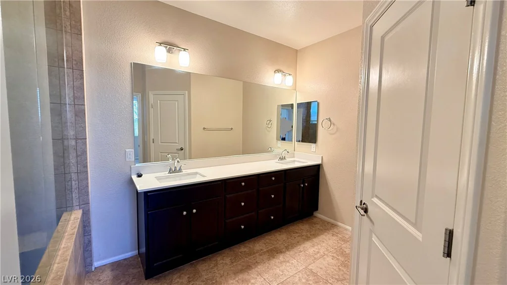 821 Fox Mountain, North Las Vegas, NV 89084