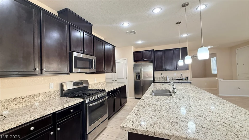 821 Fox Mountain, North Las Vegas, NV 89084