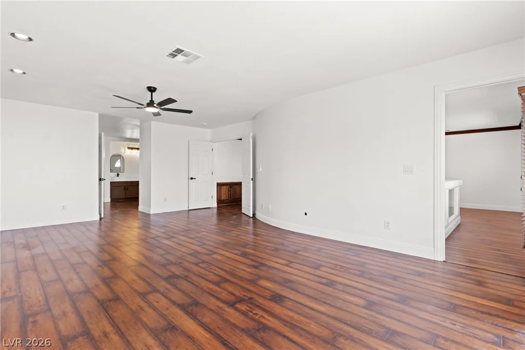 10831 Tawny Buck, Las Vegas, NV 89183