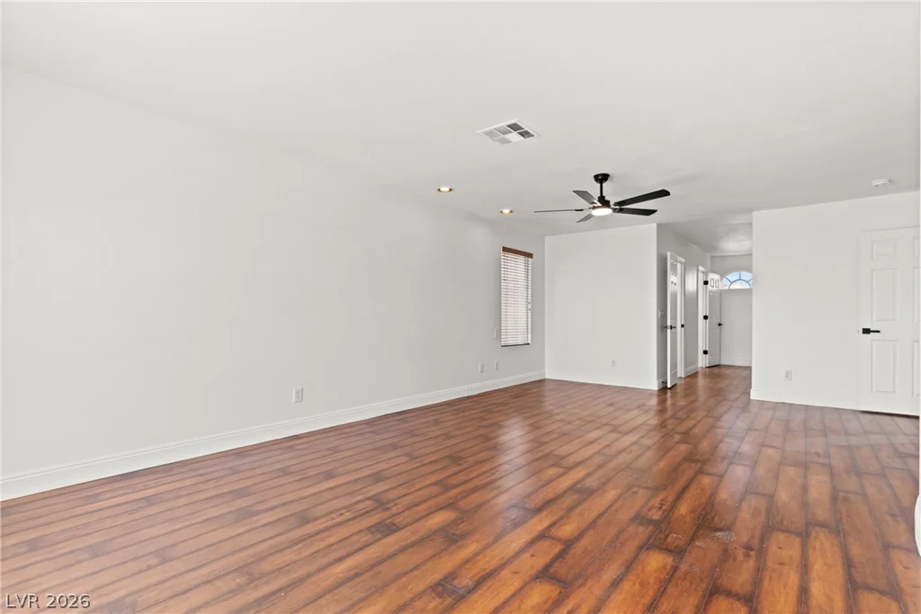 10831 Tawny Buck, Las Vegas, NV 89183
