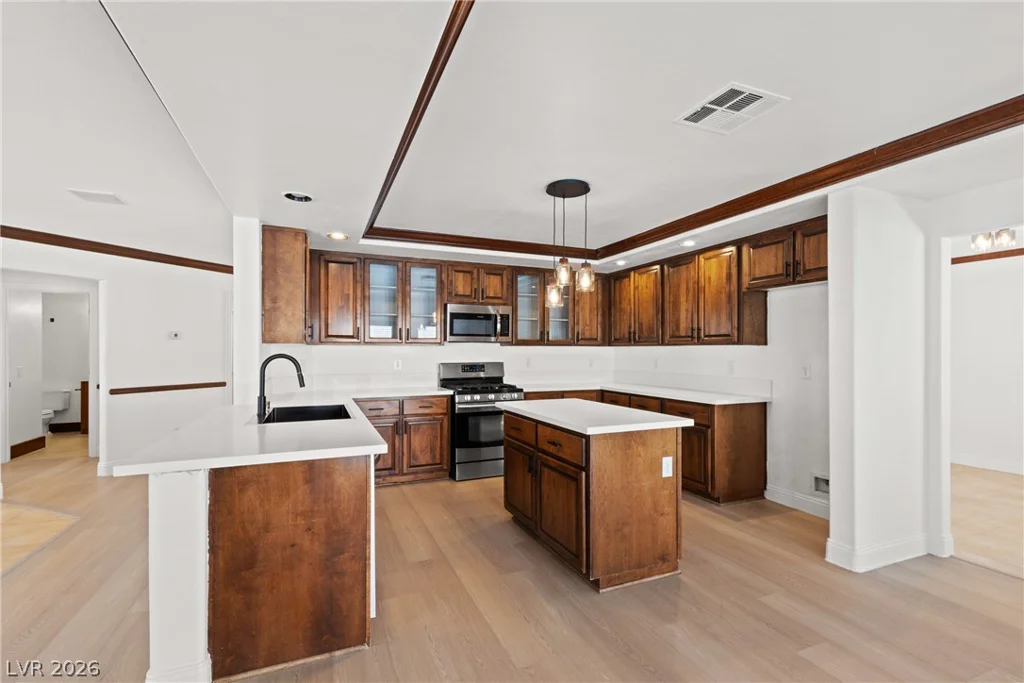 10831 Tawny Buck, Las Vegas, NV 89183